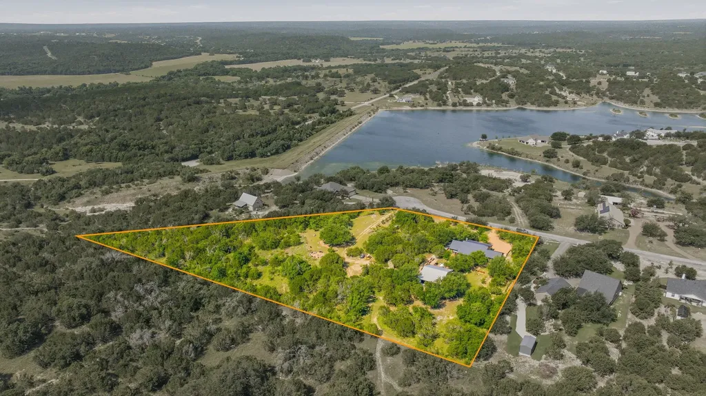 805 Anglers Ridge Bluff Dale TX 76433