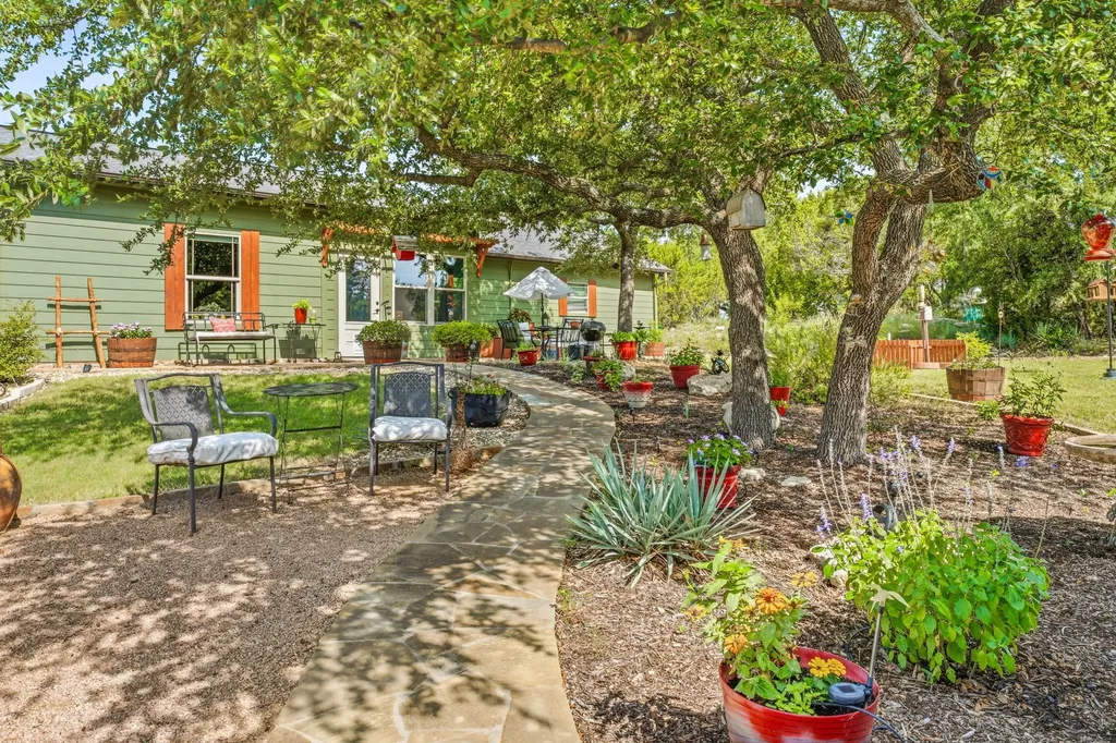 805 Anglers Ridge Bluff Dale TX 76433