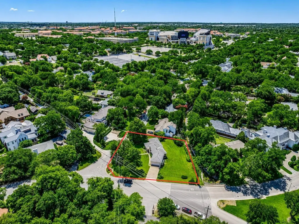 2600 Colonial Parkway Fort Worth TX 76109