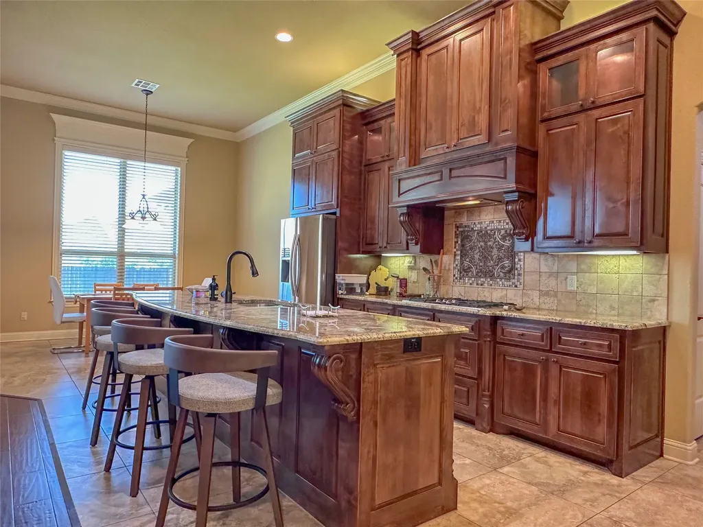 1100 Wessex Drive Woodway TX 76712
