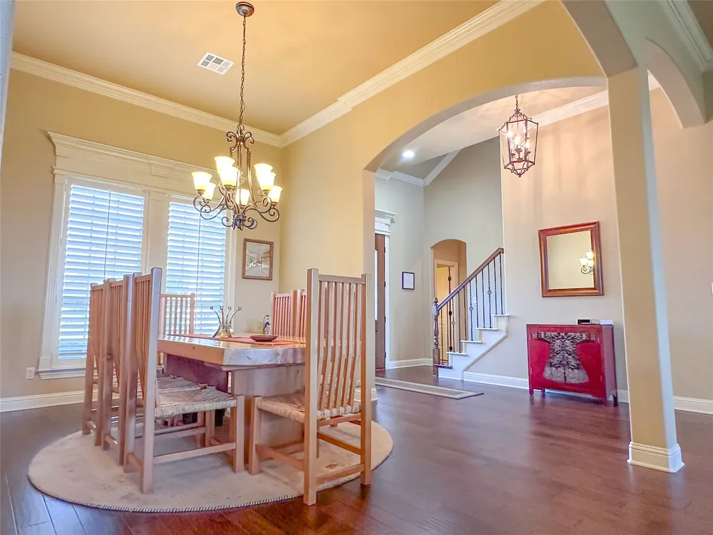 1100 Wessex Drive Woodway TX 76712
