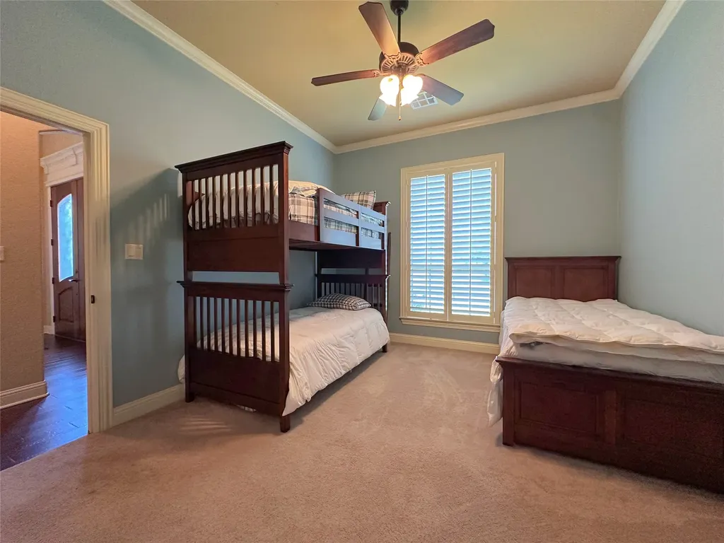 1100 Wessex Drive Woodway TX 76712