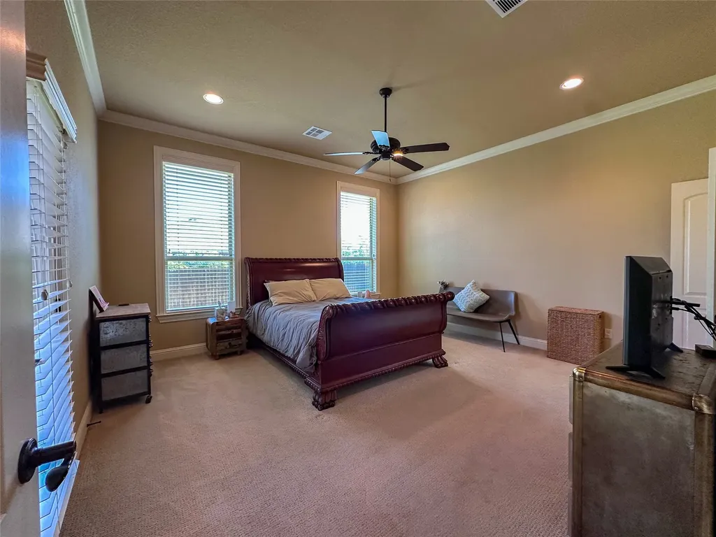 1100 Wessex Drive Woodway TX 76712