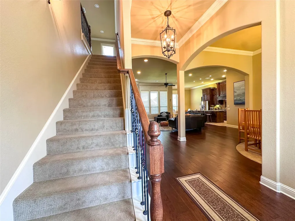 1100 Wessex Drive Woodway TX 76712