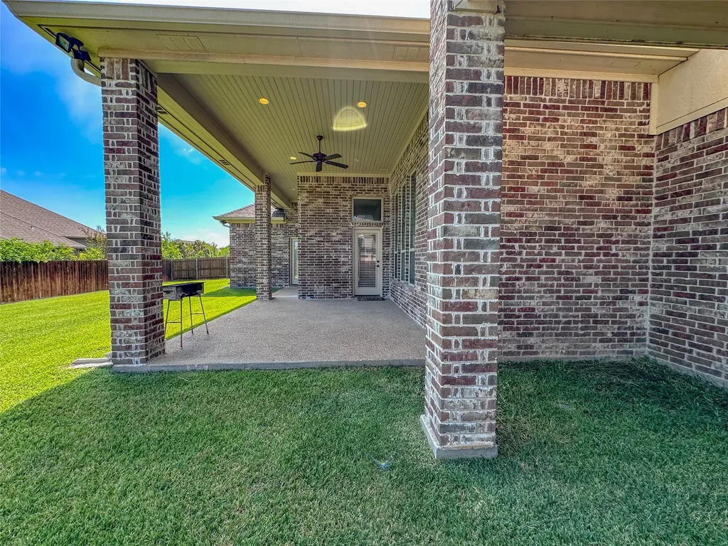1100 Wessex Drive Woodway TX 76712
