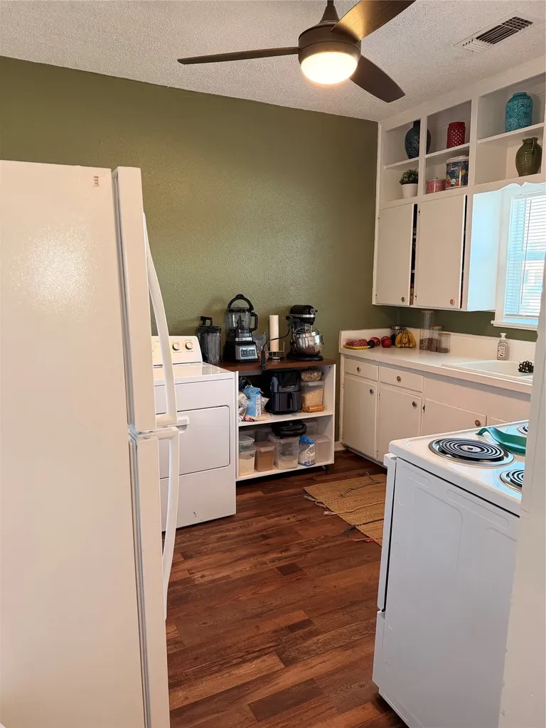 200 S Avenue C Haskell TX 79521