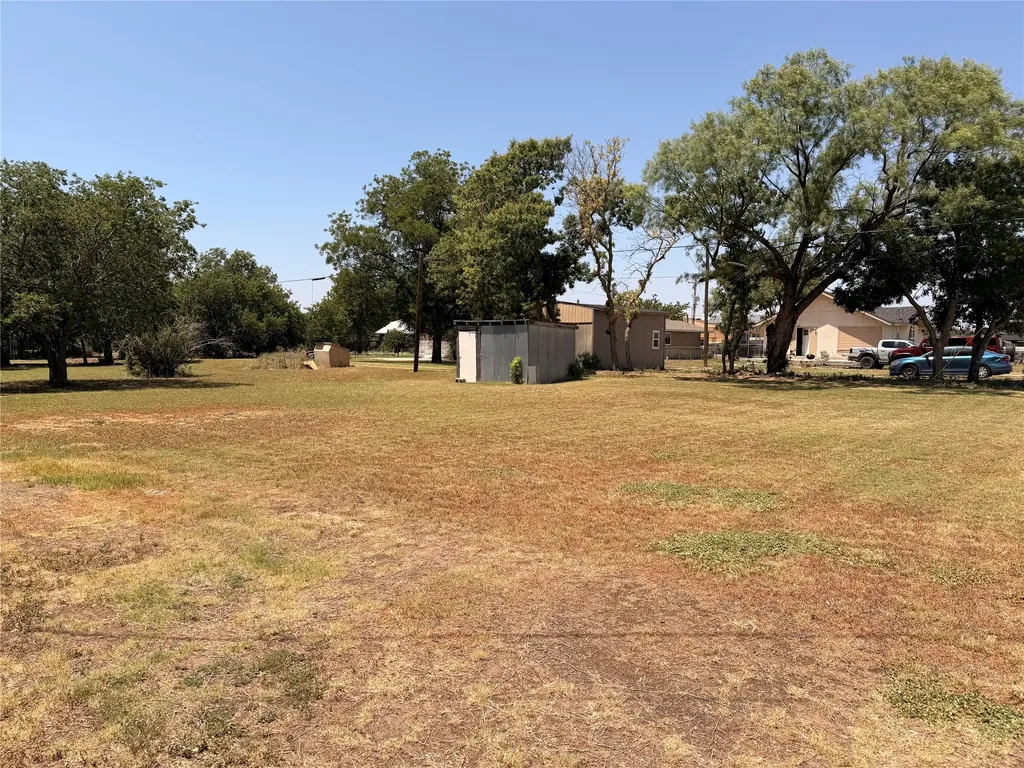 200 S Avenue C Haskell TX 79521