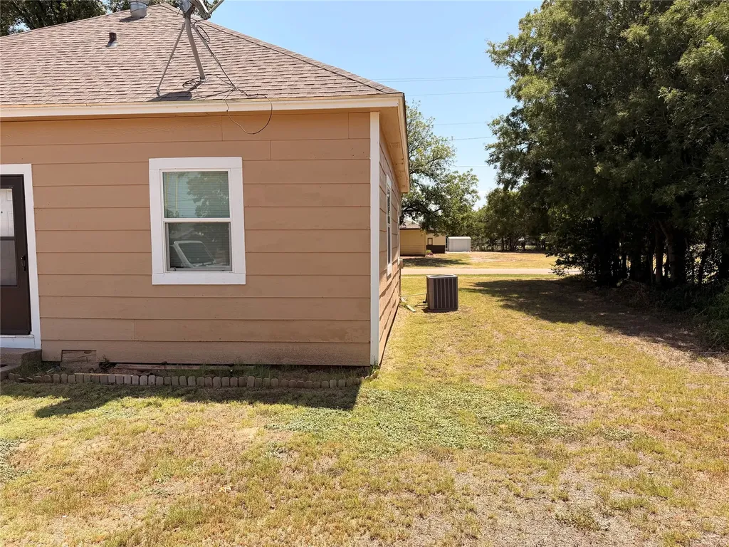 200 S Avenue C Haskell TX 79521
