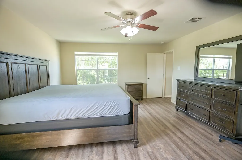 7077 Seton Hall Drive Fort Worth TX 76120