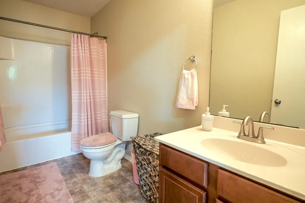 7077 Seton Hall Drive Fort Worth TX 76120