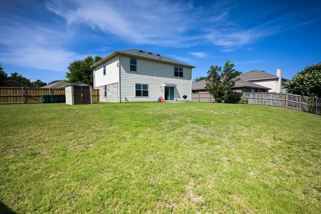 7077 Seton Hall Drive Fort Worth TX 76120