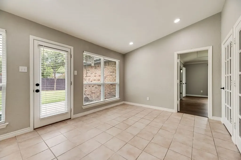 915 Greenbriar Lane Duncanville TX 75137
