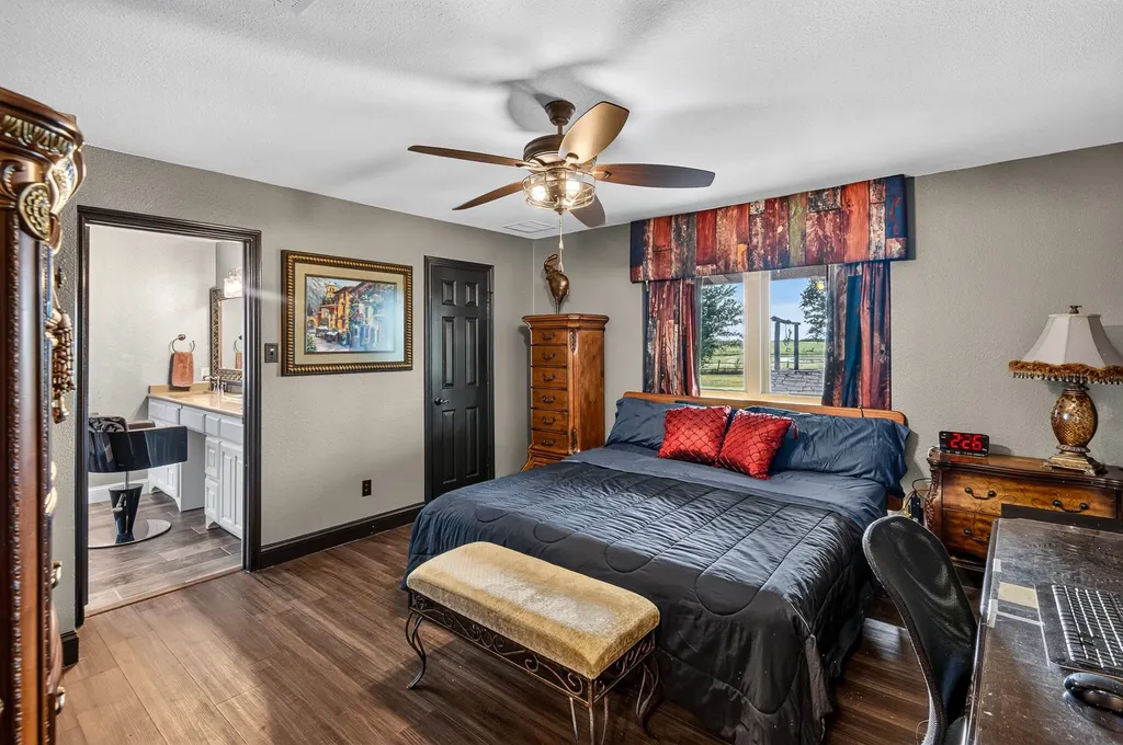 360 Pop Noah Road Collinsville TX 76233