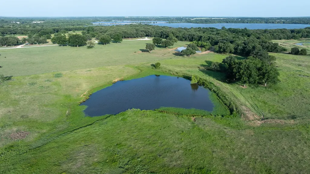 360 Pop Noah Road Collinsville TX 76233