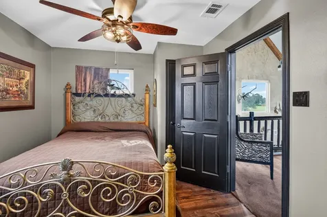 360 Pop Noah Road Collinsville TX 76233