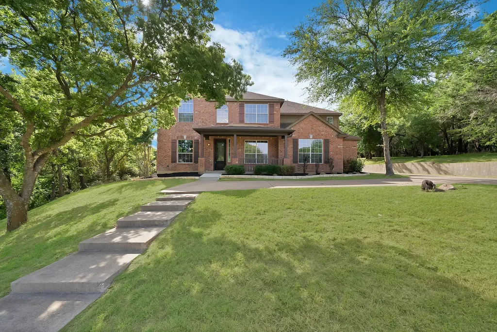 2770 S Lakeview Drive Cedar Hill TX 75104