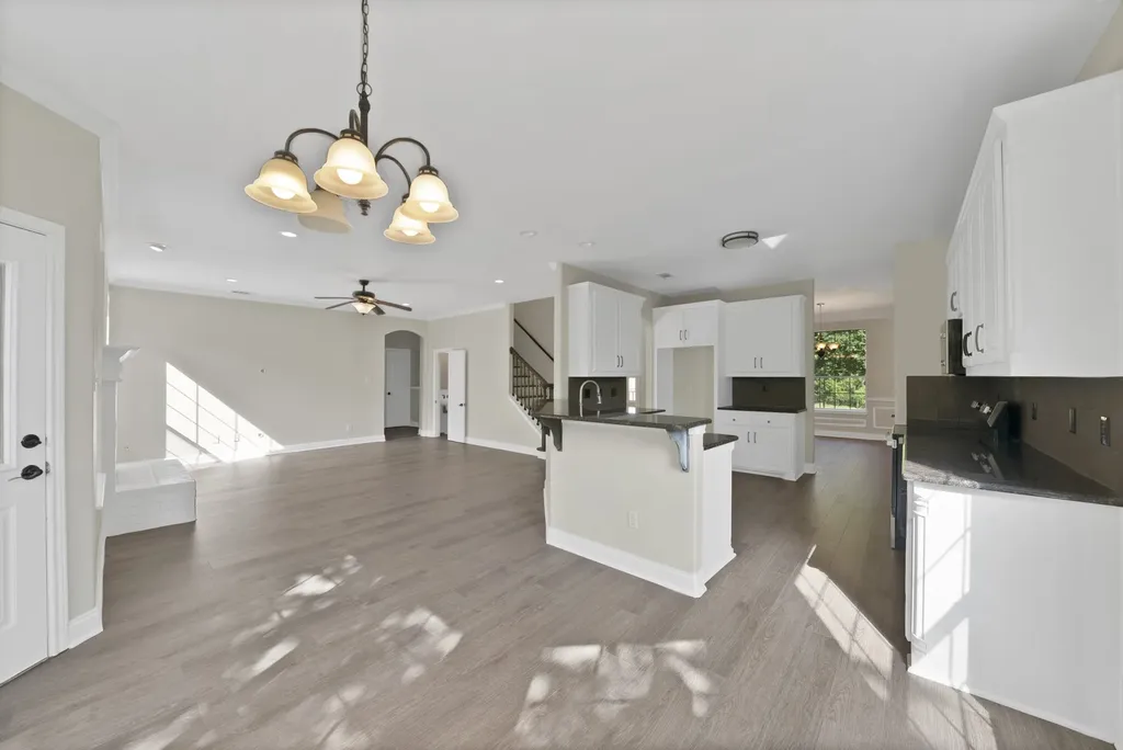 2770 S Lakeview Drive Cedar Hill TX 75104