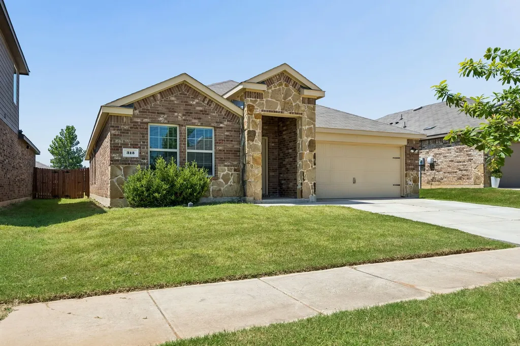 313 Samuel Street Denton TX 76207