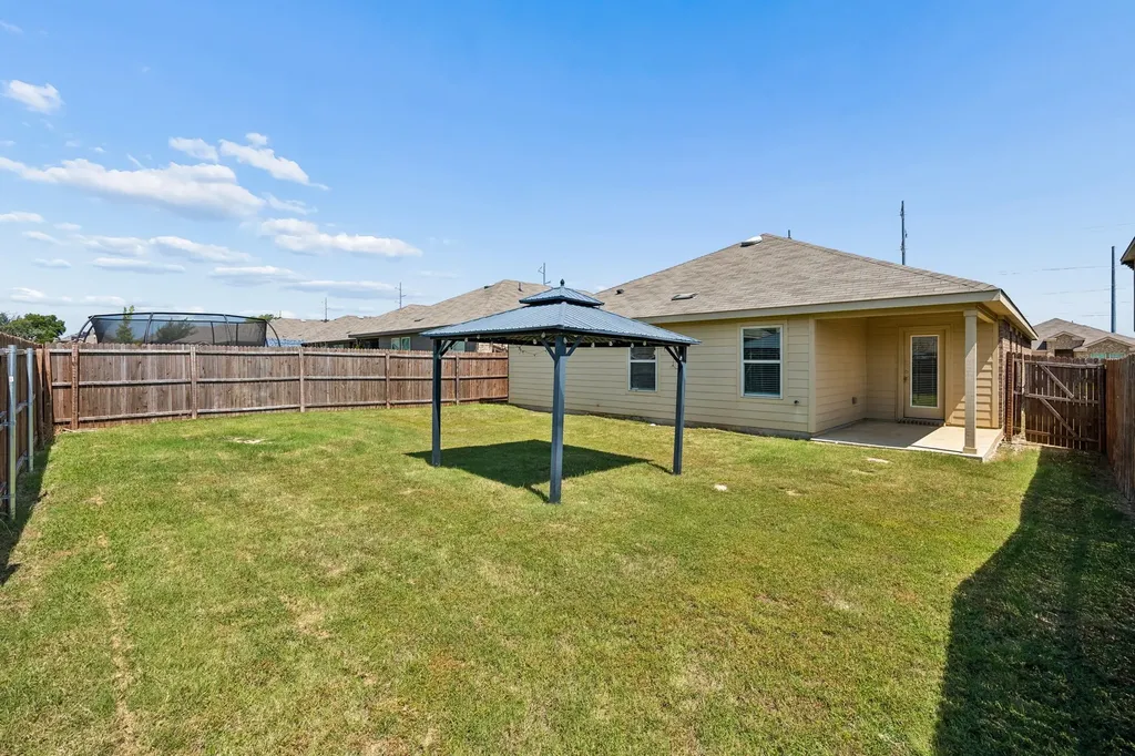 313 Samuel Street Denton TX 76207