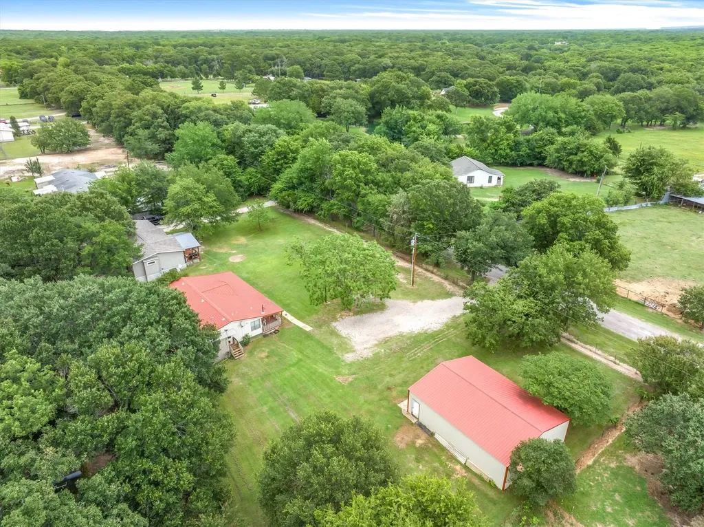 9556 County Road 2400 Quinlan TX 75474