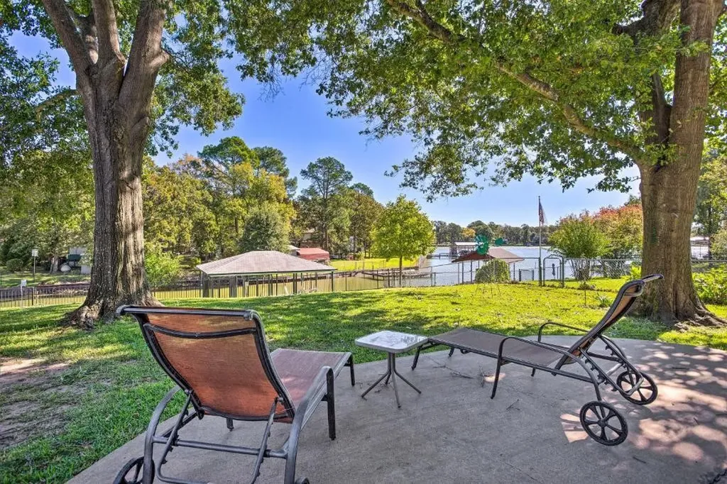 108 Camino Robles Street Gun Barrel City TX 75156