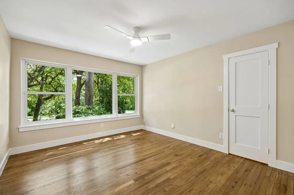 6823 E Grand Avenue Dallas TX 75223