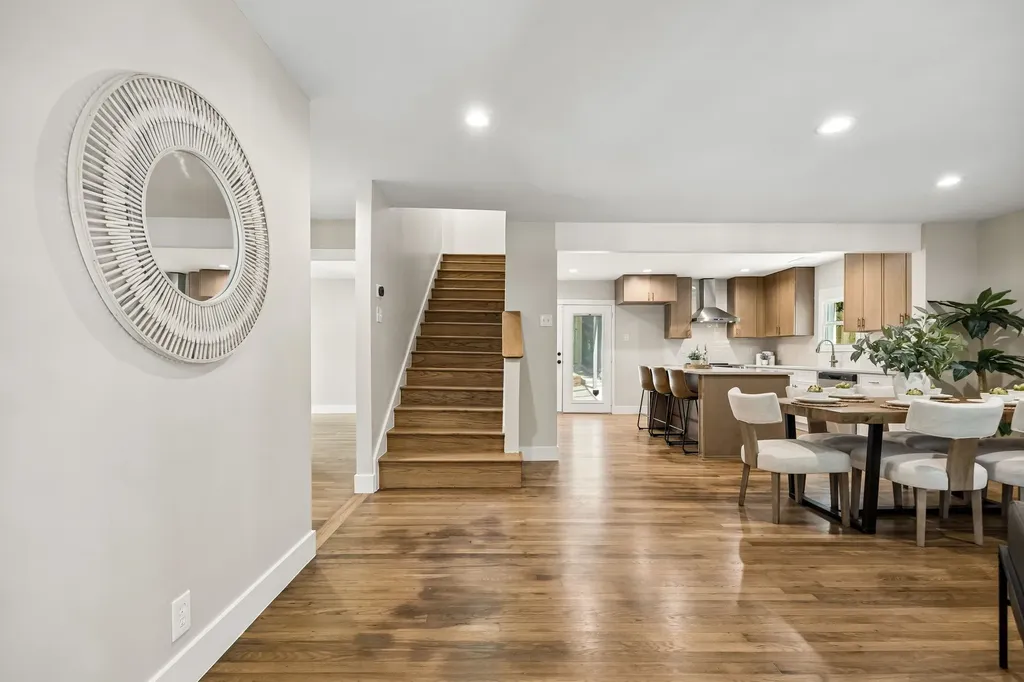 6823 E Grand Avenue Dallas TX 75223