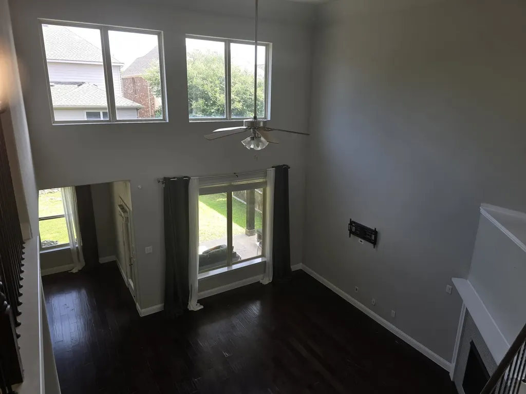 8704 Mccutchins Drive Mckinney TX 75070