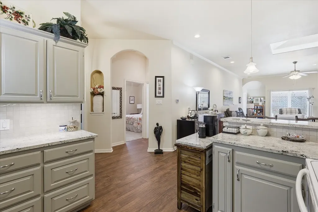 1506 Fiori Way Euless TX 76039