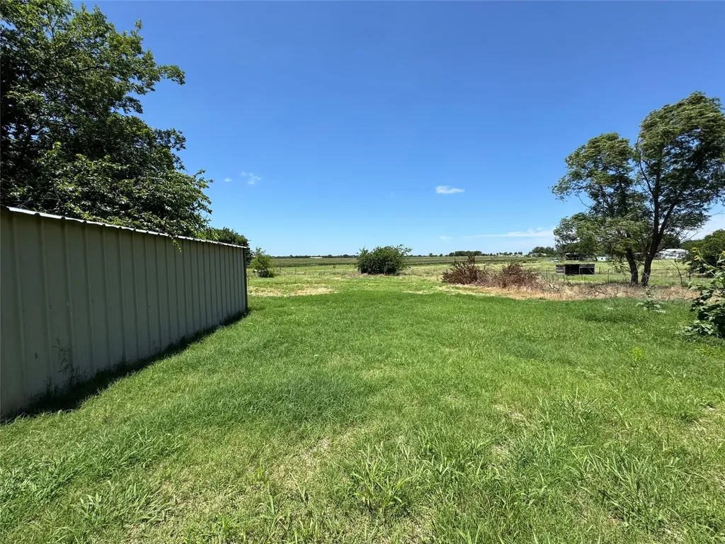 1893 Fm 1198 Muenster TX 76252