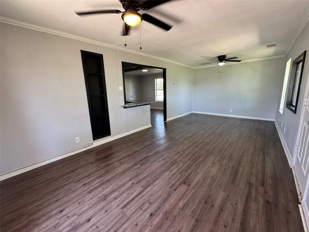 1893 Fm 1198 Muenster TX 76252