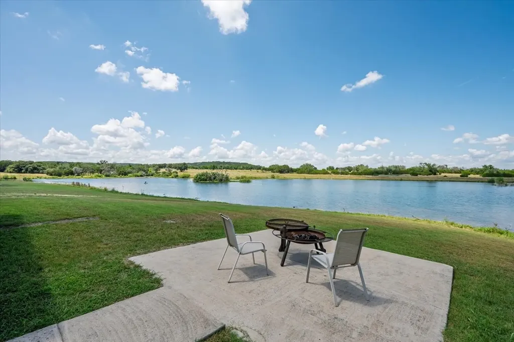 2340 County Road 152 Purmela TX 76566