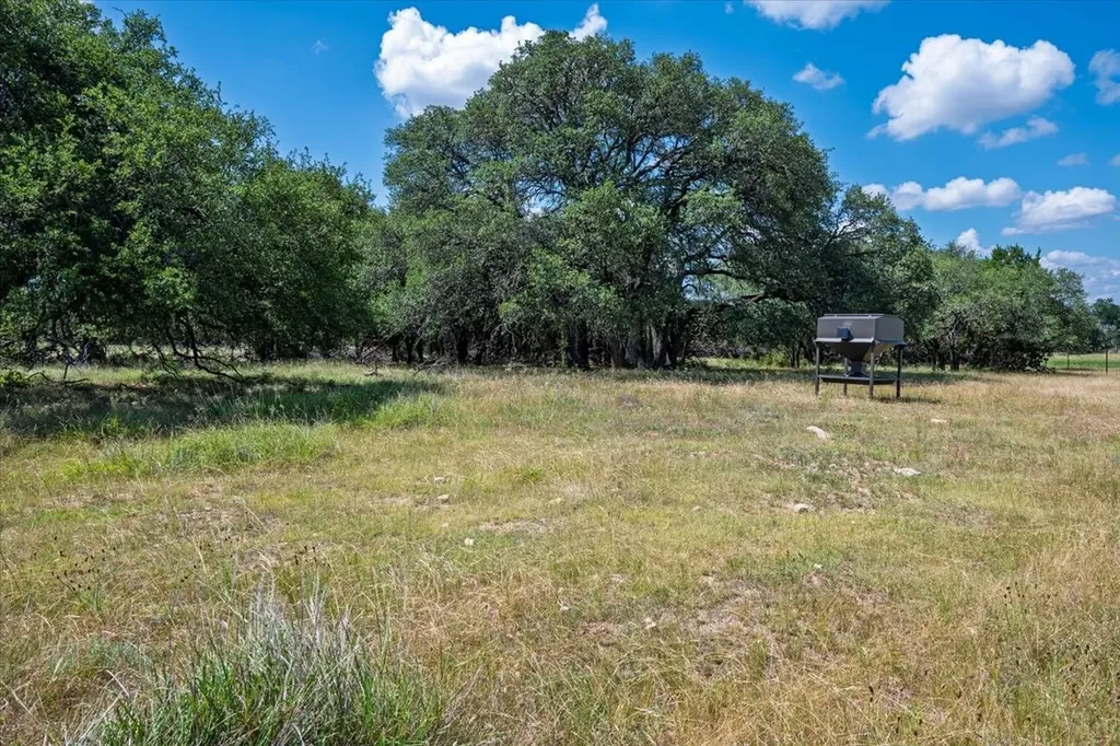 2340 County Road 152 Purmela TX 76566