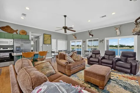 2340 County Road 152 Purmela TX 76566