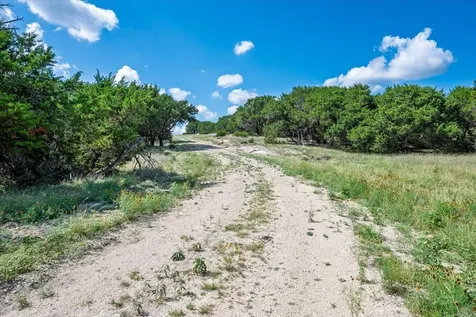 2340 County Road 152 Purmela TX 76566