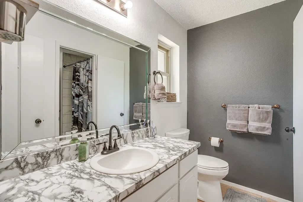 6528 High Meadow Court Watauga TX 76148