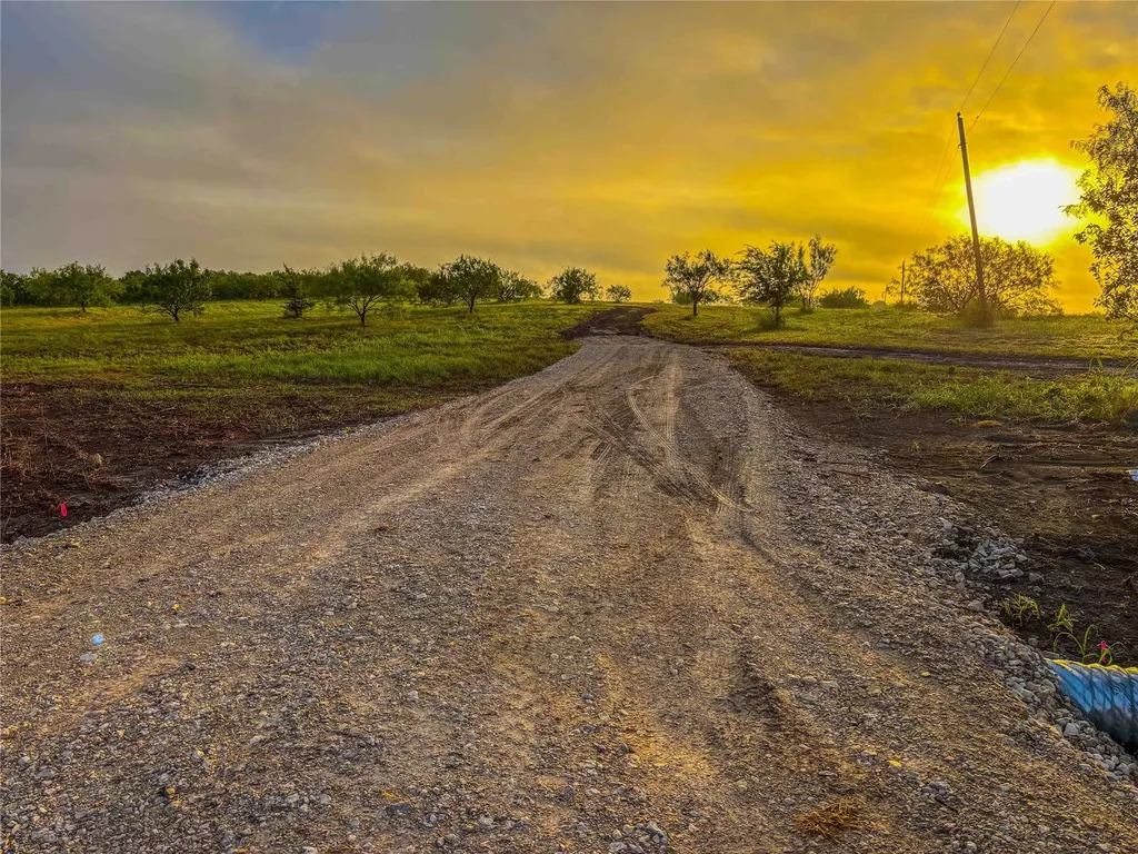 524 County Road 453 Troy TX 76579