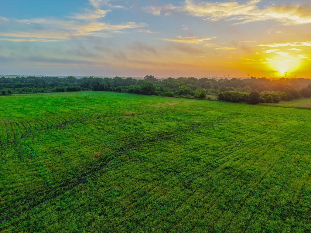 524 County Road 453 Troy TX 76579