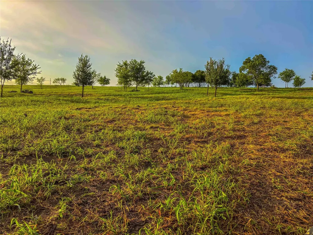 524 County Road 453 Troy TX 76579
