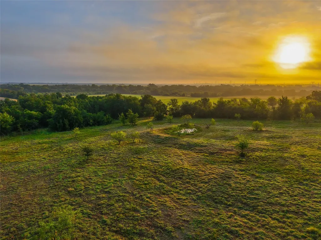 524 County Road 453 Troy TX 76579