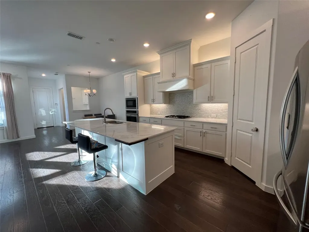 1048 Marian Drive Allen TX 75013