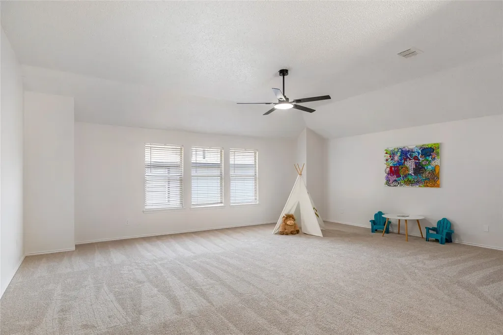 7812 Tanbark Lane Arlington TX 76001