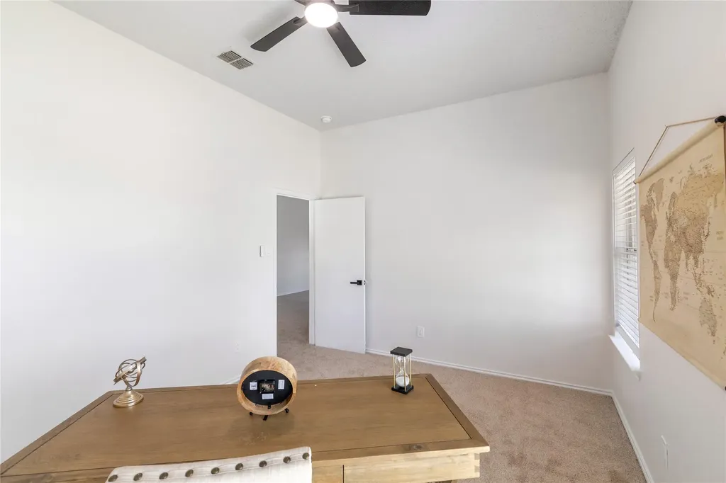 7812 Tanbark Lane Arlington TX 76001