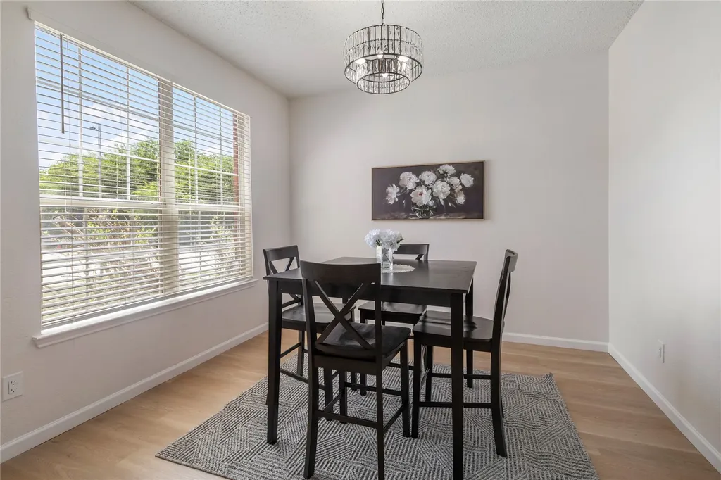 7812 Tanbark Lane Arlington TX 76001