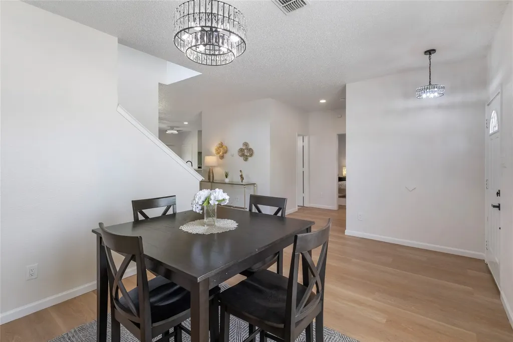 7812 Tanbark Lane Arlington TX 76001