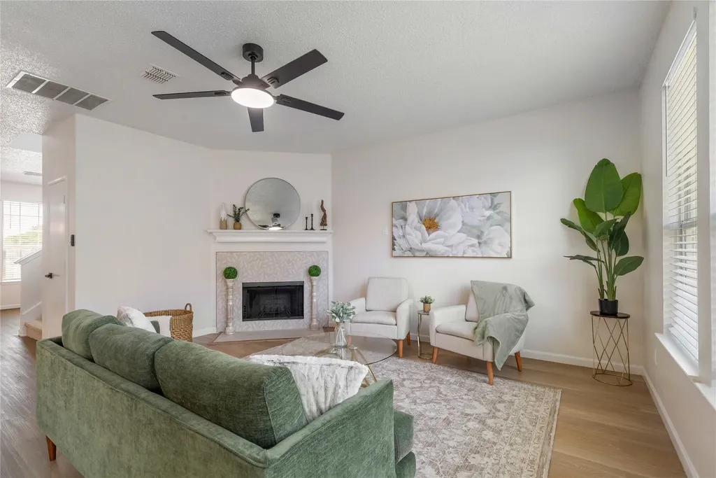 7812 Tanbark Lane Arlington TX 76001