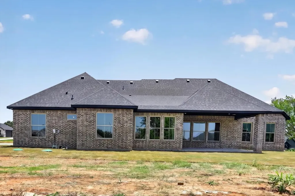 111 County Road 4867 Azle TX 76020