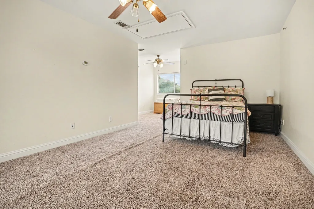 7700 Farm Village Road Scurry TX 75158