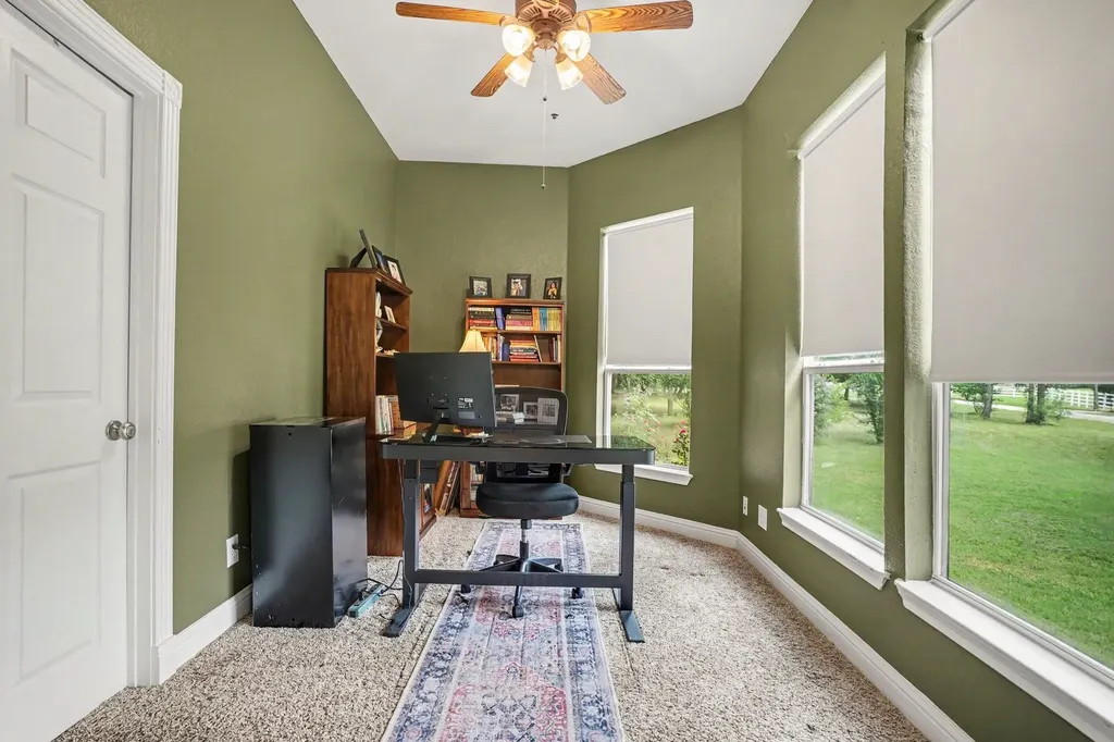 7700 Farm Village Road Scurry TX 75158