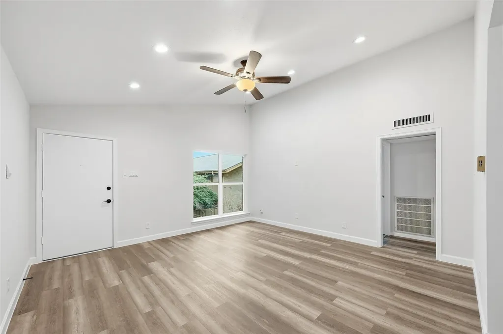11410 Park Central Place Dallas TX 75230